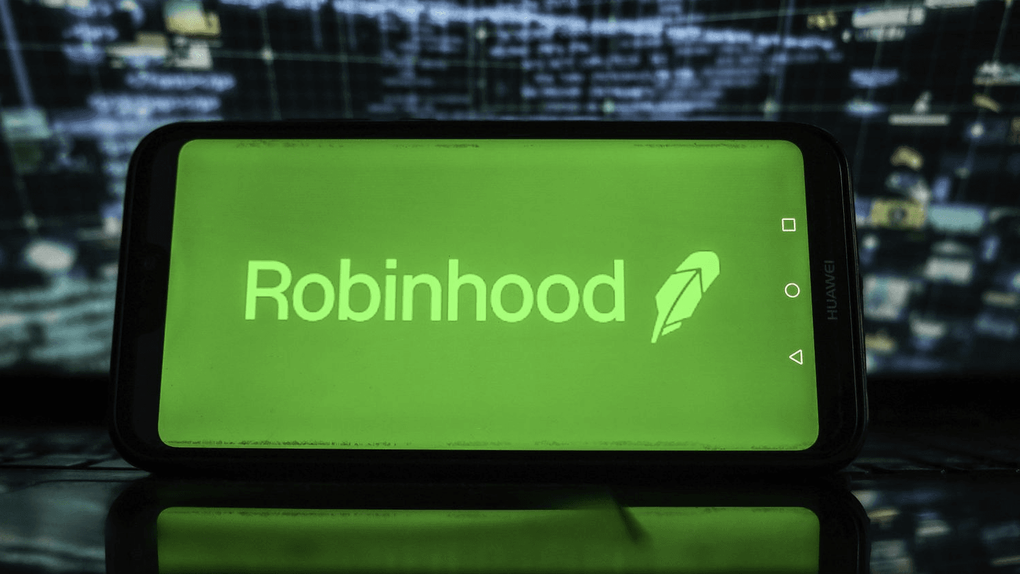 robinhood-posts-record-revenue-and-deposits-on-surging-user-growth
